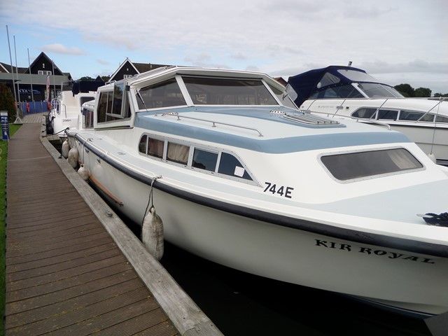 Haines Aquafibre 38 For Sale | Norfolk Yacht Agency | NYH1838