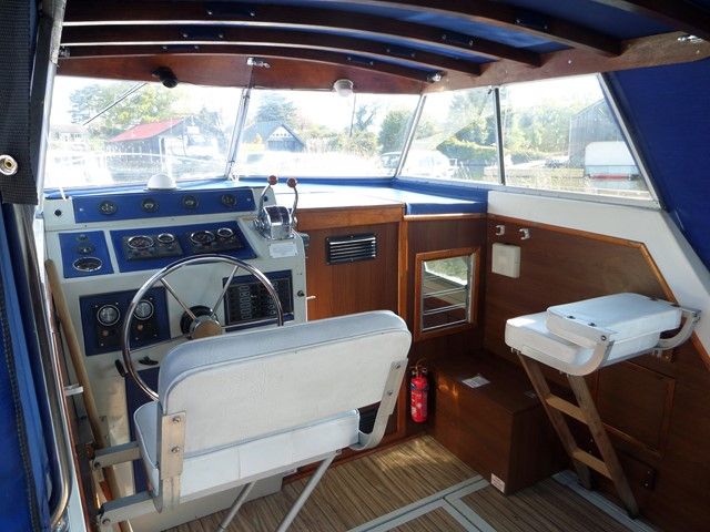 Princess 32 For Sale | Norfolk Yacht Agency | NYH1748