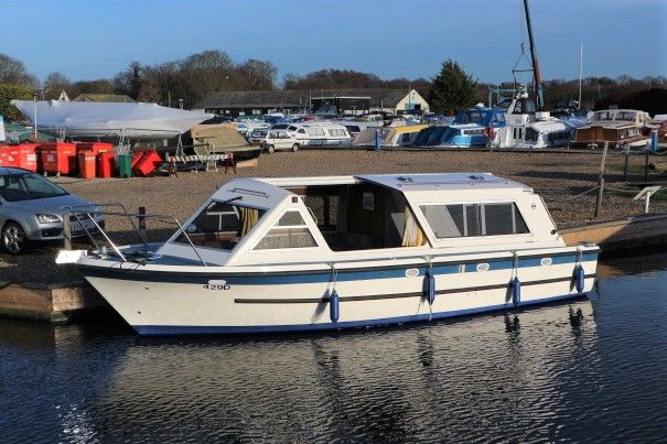 Sheerline 740 For Sale | Norfolk Yacht Agency | NYH58589