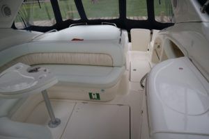 Cockpit seating with sunpad