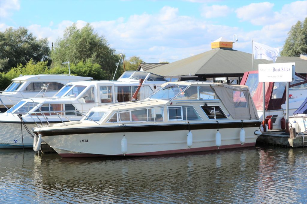 Freeman 24 For Sale Norfolk Yacht Agency NYH64903   P1 1 1024x682 